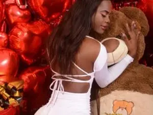 Streamate Sex Cam of candyfoxx19