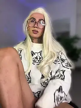 Stripchat Live Sex Cam of miss_tatiana_