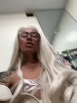 Stripchat Adult Webcam of miss_tatiana_