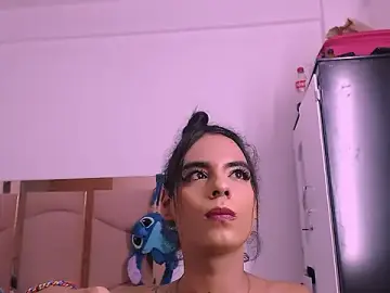 Stripchat Nude Webcam of DanielaTsDom