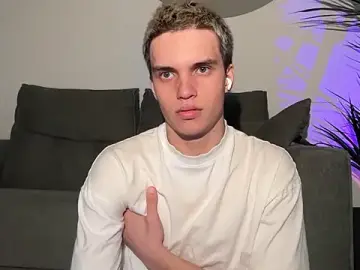 Stripchat Free Porn Cam of twl8vibe