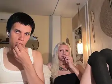 Stripchat Adult Video Chat of twl8vibe