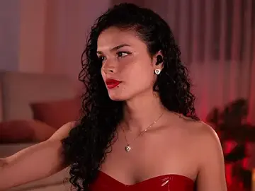 Stripchat Live Sex Cam of GiaFaaris