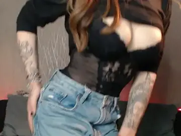 Stripchat Best live sex cam show of Coco_Chanell_