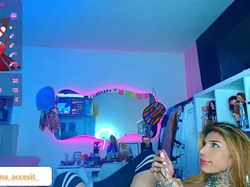Stripchat Best Webcam of caroline_cossei