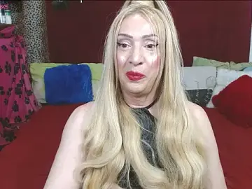 Stripchat Live Sex Cam of elena_evans