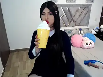 Stripchat Free Live Porn of kamila_martin