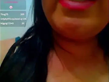 Stripchat Free Porn Cam of Bigcocksexyluisa