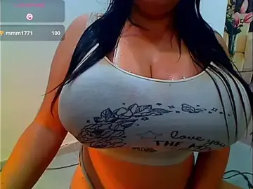 Stripchat Free Live Porn of Bigcocksexyluisa