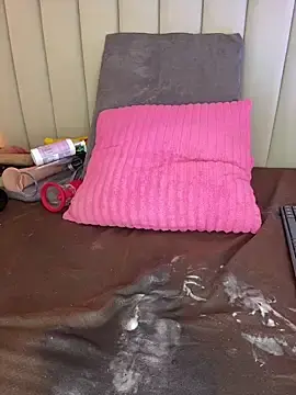 Stripchat Live Sex Cam of Willow_Wright