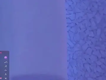 Stripchat Watch Live Sex Cams of Summer_walkerr