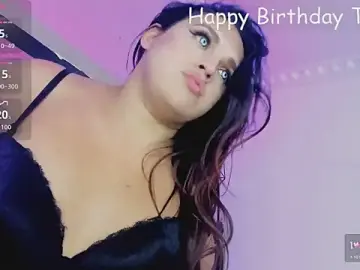 Stripchat Free Porn Cam of kimCosseyy