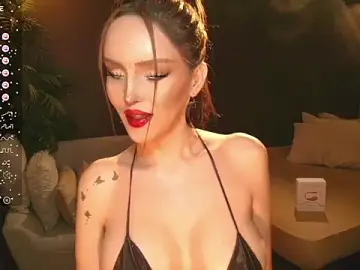 Stripchat Free Porn Cam of xxMADAMExx