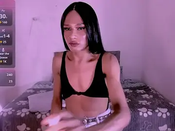 Stripchat Watch Live Sex Cams of carolinemiller7