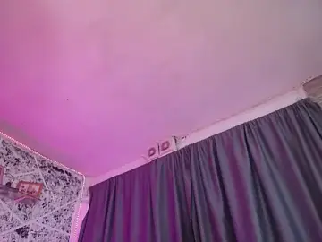 Stripchat Free Live Porn of hornytsblonde