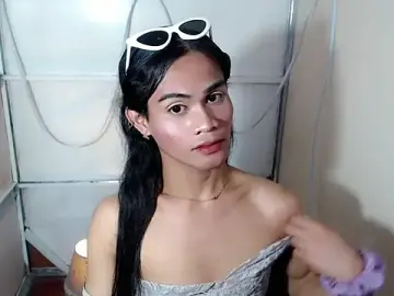 Stripchat Free Porn Cam of bellalot