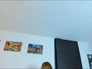 Stripchat Live Sex Cam of engell_brunet