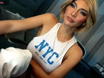 Stripchat Live Sex of TsWomanofyourdesire_