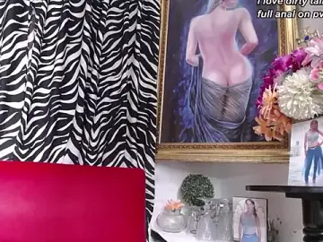 Stripchat Adult Webcams of mia_beatles