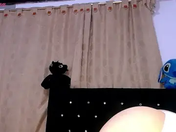 Stripchat Watch Live Sex Cams of DaraKat18