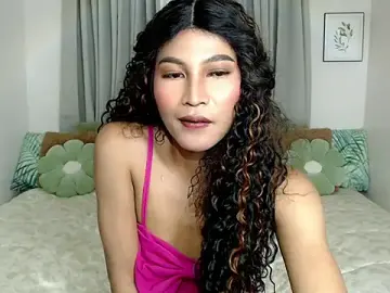 Stripchat Watch Live Sex Cams of YourPrettyBella_TS