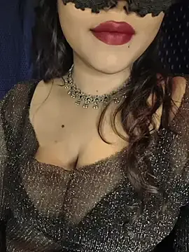 Stripchat Free Porn Cam of SEXXY_DARLING_1