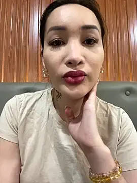 Stripchat Live Porn of Tony_8706