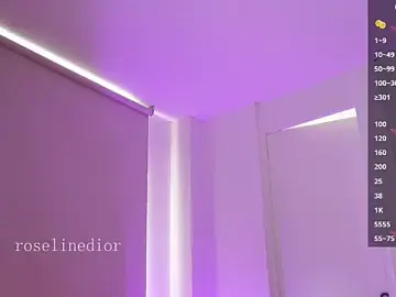 Stripchat Adult Webcams of roselinedior