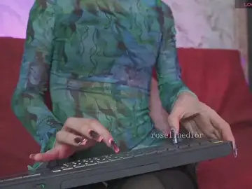 Stripchat Best Webcam of roselinedior