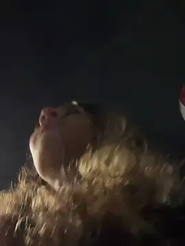 Stripchat Live Sex Cam of Rob_and_lizzy