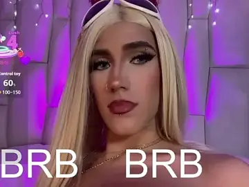 Stripchat Live Sex Cam of Regiina_Doll