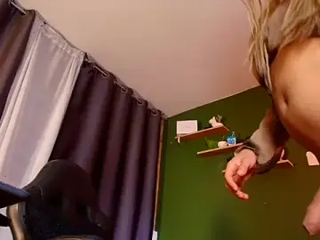 Stripchat Sex Cam of lamborginex