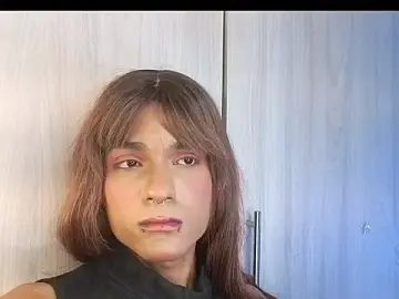 Stripchat Live Sex Cam of tiffanyy_777