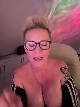 Stripchat Watch Live Sex Cams of German_Milf