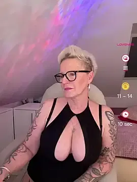 Stripchat Sex Cam of German_Milf