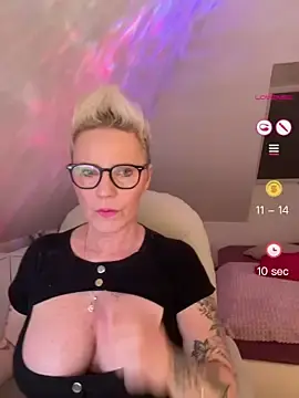 Stripchat Sex Cam of German_Milf
