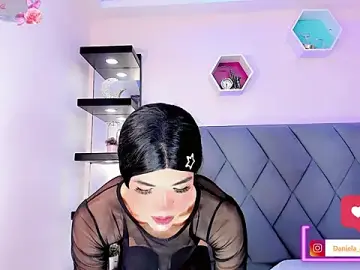Stripchat Best live sex cam show of Amira_Ember