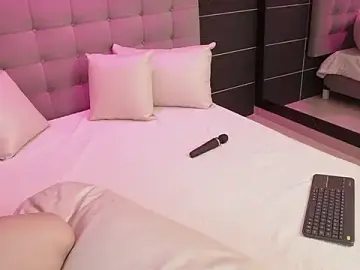 Stripchat Free Live Porn of BellaLatinaTS