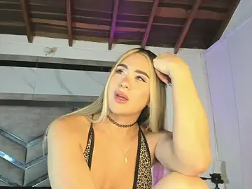 Stripchat Best live sex cam show of sahara_sweet00