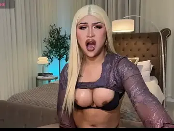 Stripchat Sex Chat of Your_Majesty_Tyra