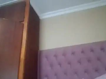 Stripchat Adult Webcam of ShooingBunch