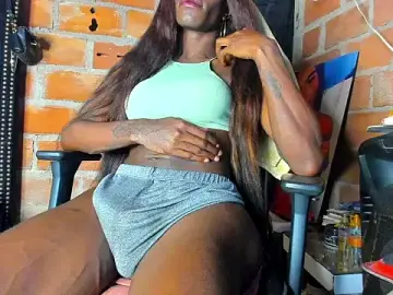 Stripchat Sex Chat of Richchocolatesweet_