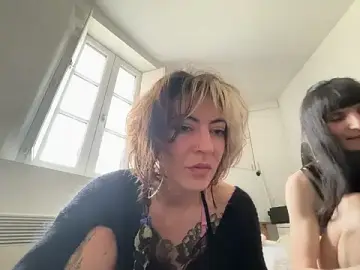 Stripchat Free Live Porn of ClementineLapine