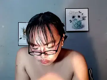 Stripchat Free Live Porn of Asianblk_barbiedoll