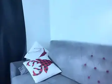 Stripchat Live Sex Cam of Thevelvet_tg