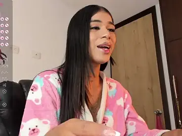 Stripchat Adult Webcam of paulett_g