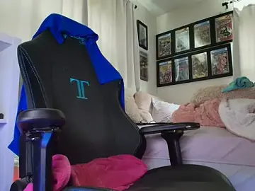 Stripchat Live Sex Cam of TSCassandraLove