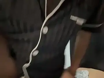 Stripchat Live Sex Cam of _MollyFucker