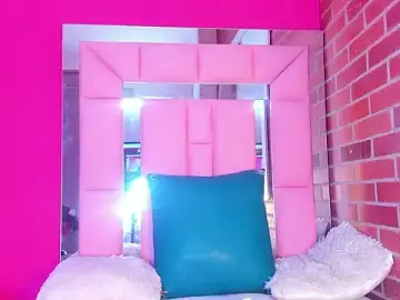 Stripchat Live Sex Cam of Baby_doll_XOXO