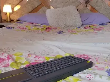 Stripchat Sex Cam of _miss_khloe